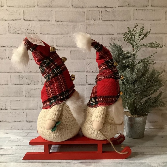 Sleigh Hill Trading Co. Gnomes on Sled Decoration - Picture 2 of 5